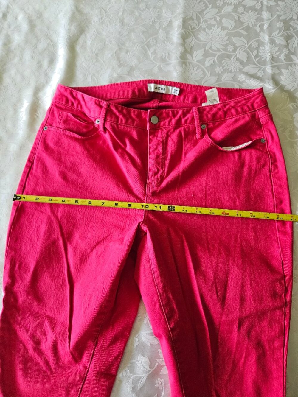 Cropped Pants - Picture 7 of 9